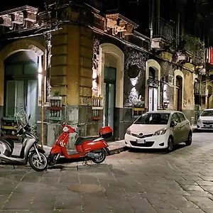 Tania's House , Catane Italie